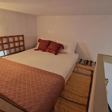 Seva House Nyaraló Monólithosz